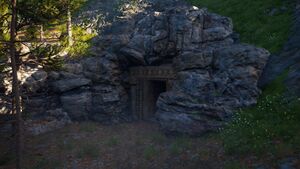 Argolis-AgamemnonTomb-entrance.jpg