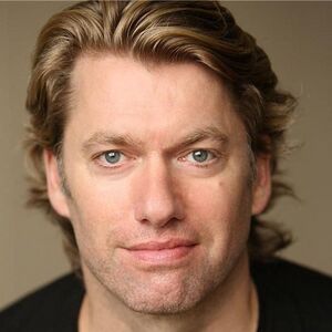 Stephen Beckett.jpg