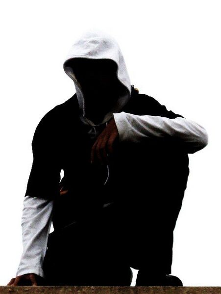 File:Wen In Hood.jpg