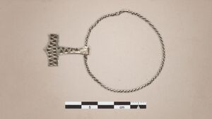 DTVA - Silver pendant depicting Thor's hammer.jpg
