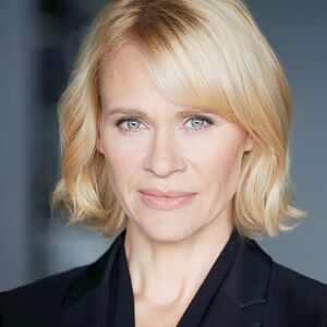 Lisa Ryder.jpg