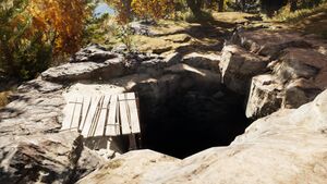 Makedonia-UnderwaterCavernaboveentry.jpg