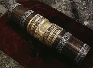 Arnaud Valette - ceremonial block.jpg