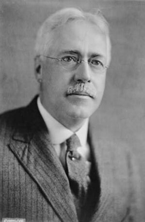 Frank Vanderlip.jpg
