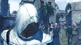 Altaïr blends in with a crowd in Acre.