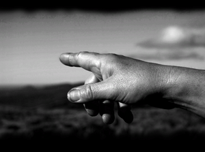 ACR Desmond Journey M01 Hand.png