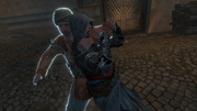 A stalker attacks Ezio from behind.