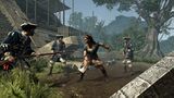 Aveline fighting several Spanish soldiers using her slave outfit in Mexico.