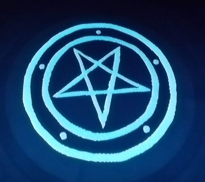 File:Glyph-AC2-pentagram.JPG